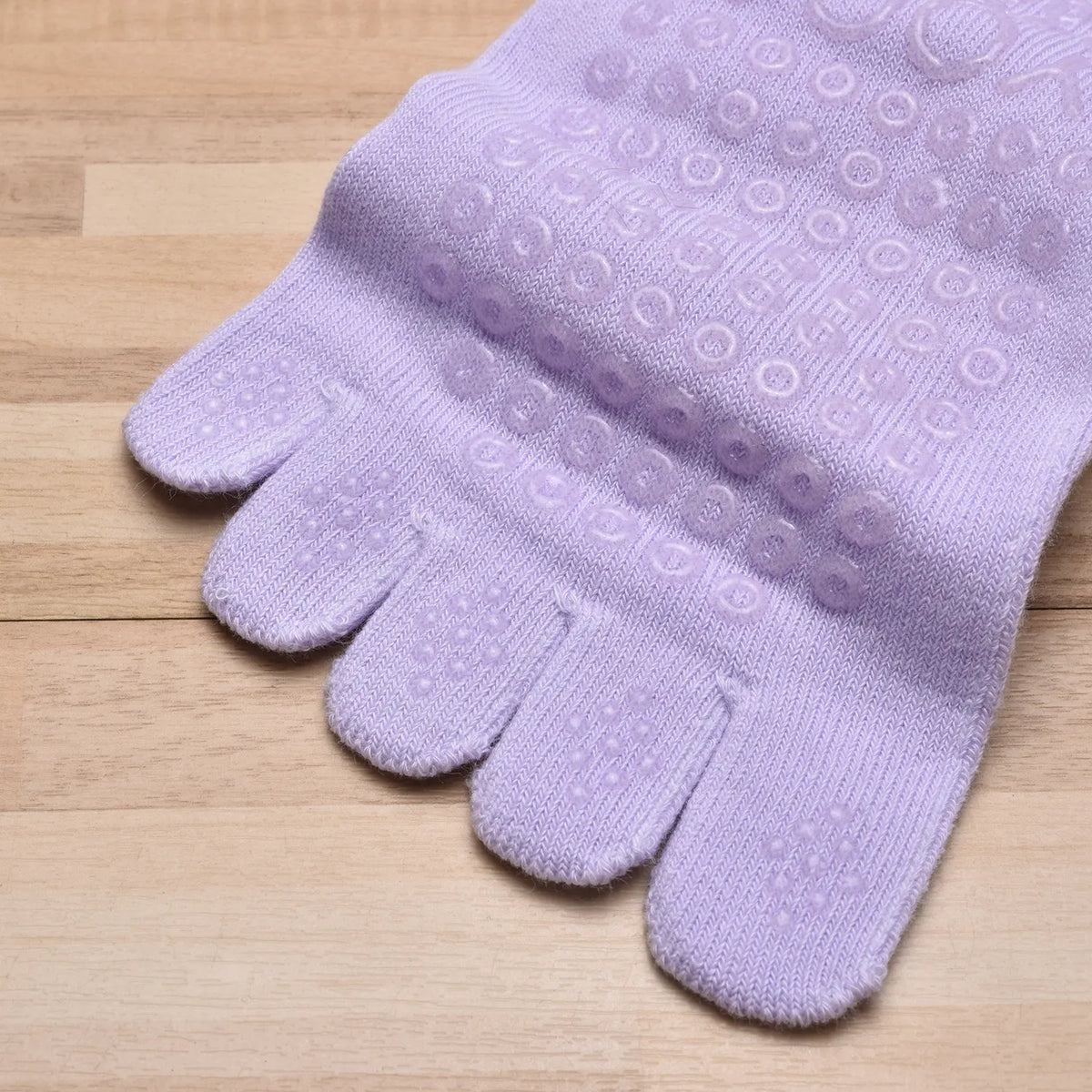 Grey 2pcs Women's 5-Finger Ballet Style Yoga Socks - Non-Slip Grip Pilates & Dance Socks with Elegant Lace Trim and Elastic Cross Strap - Image 3