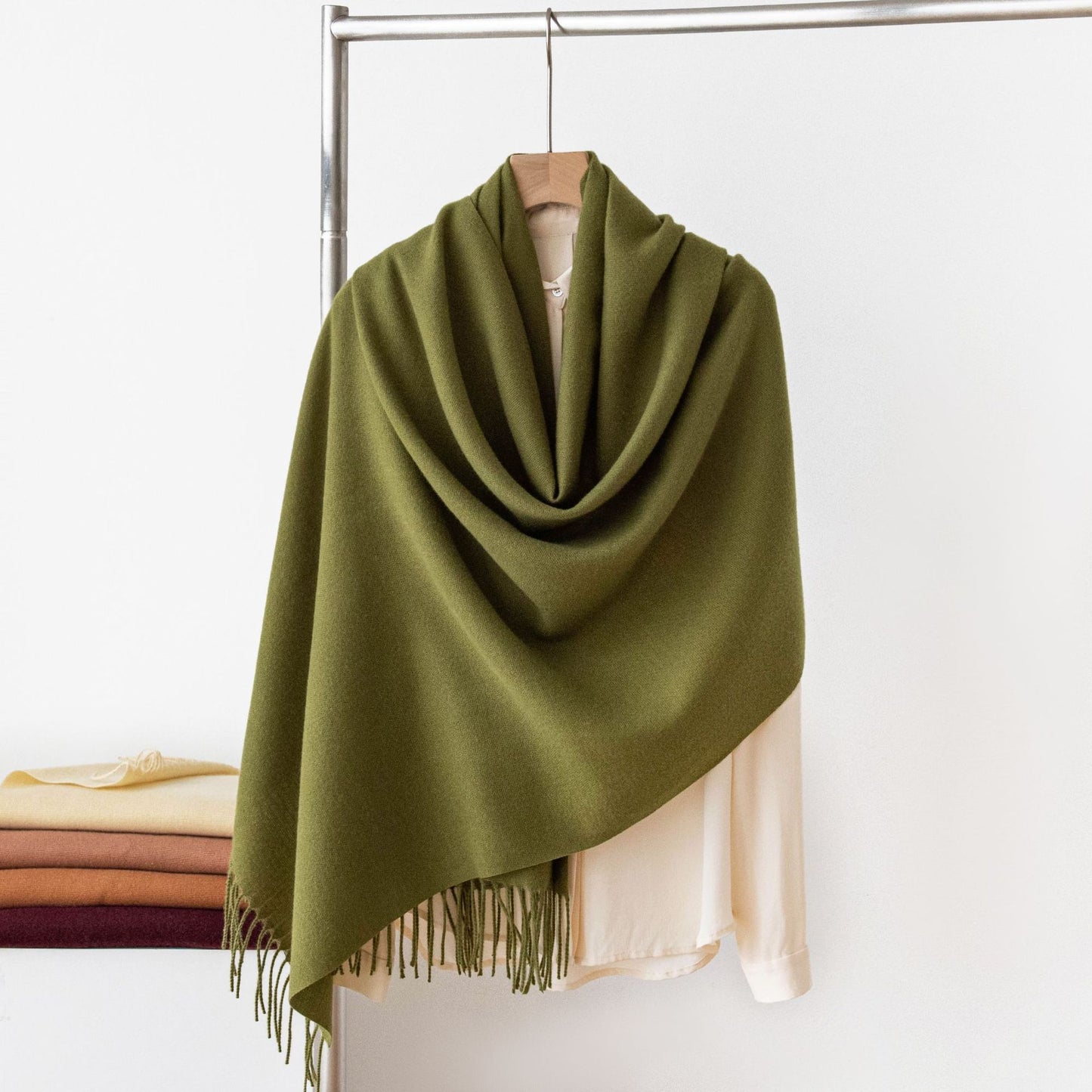 Dark Green Autumn & Winter Korean-Style Women's Cashmere-Like Scarf – Solid Color, Warm, Versatile Wrap - Image 4