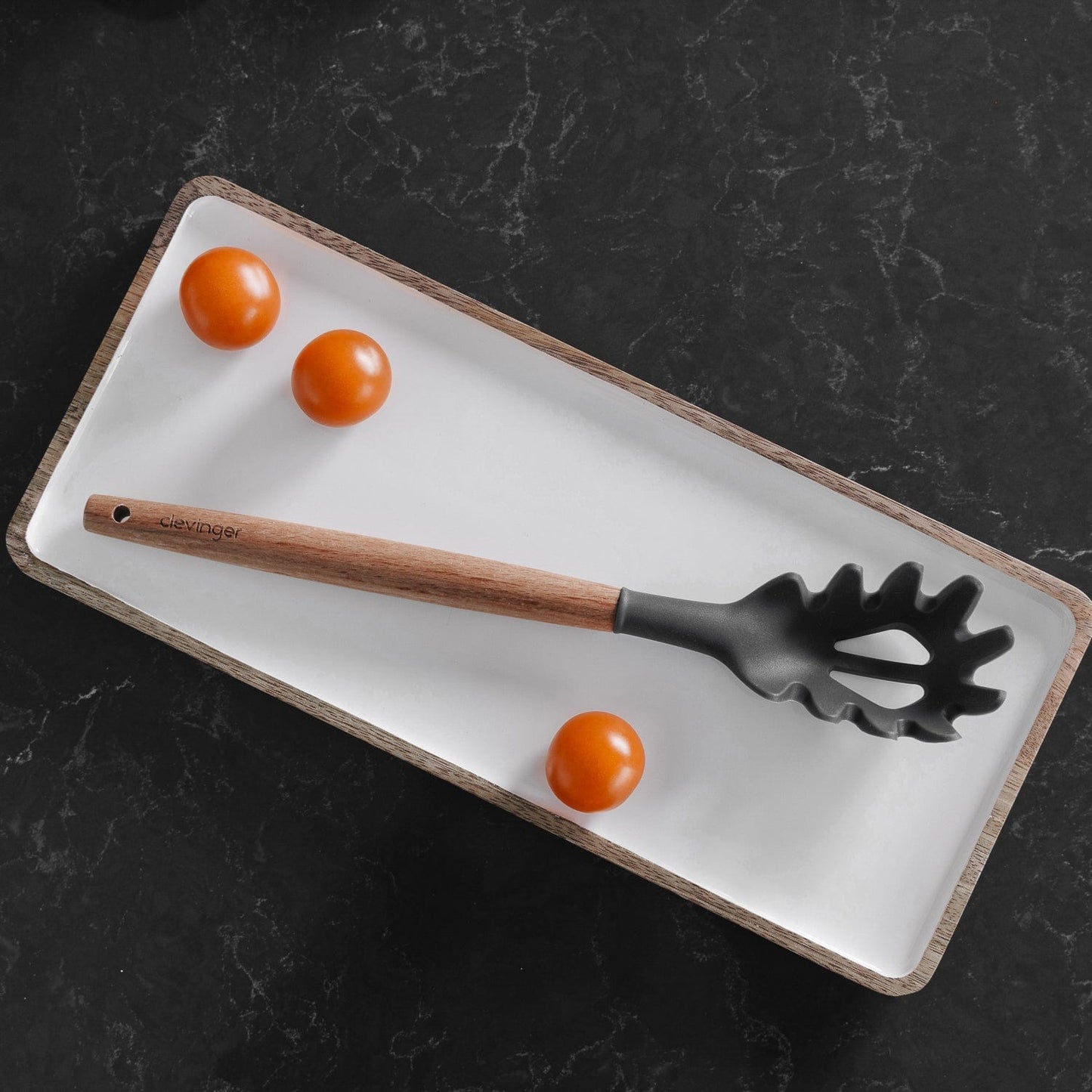 Beechwood & silicone pasta spoon charcoal - Image 4