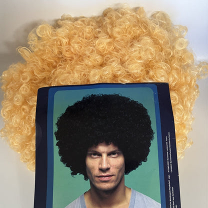 Large gold Afro wig - Image 4