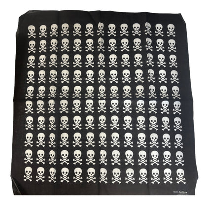 Pirate bandana with skulls - Image 2