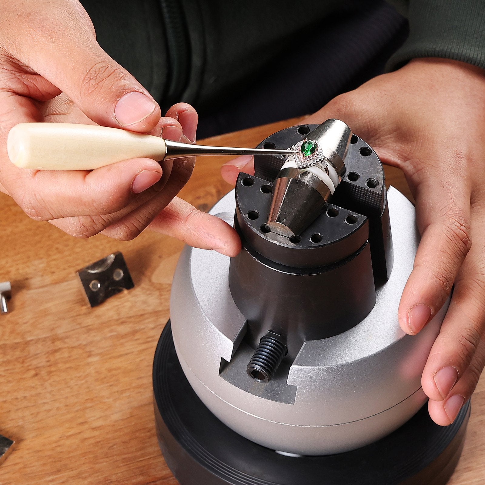 Engraving Block 5 inch Ball Vise Setting Jewelry Ball Vise Engraving with 34PCS Attachment and Rubber Base - Image 8