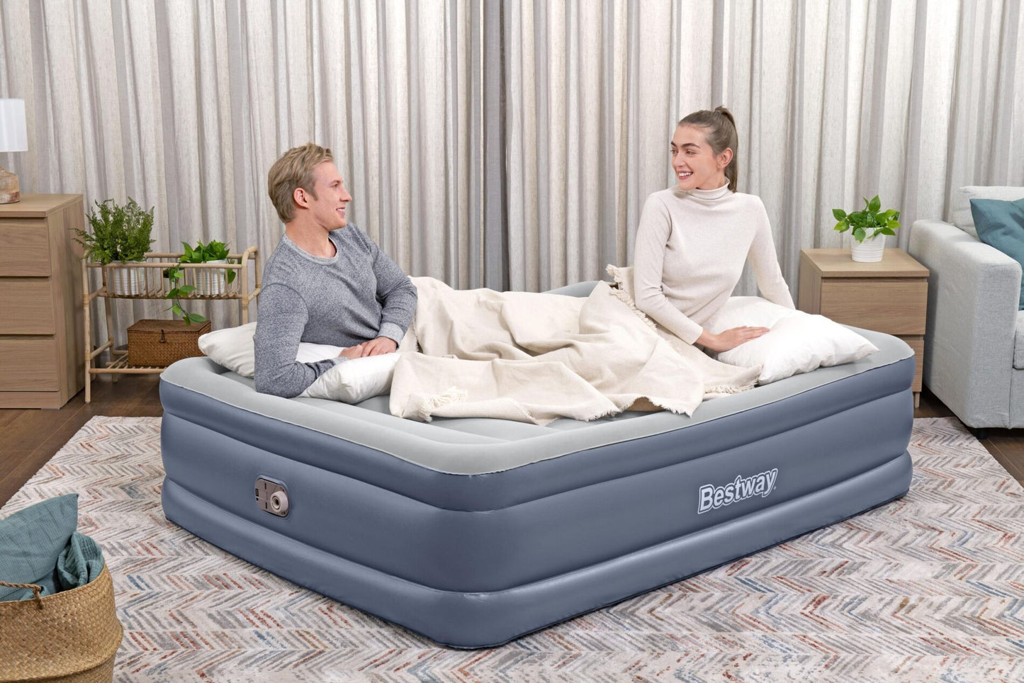 Bestway 2.03m x 1.52m x 51cm Tritech Air Inflatable Mattress Queen Built-in AC Pump - Image 3